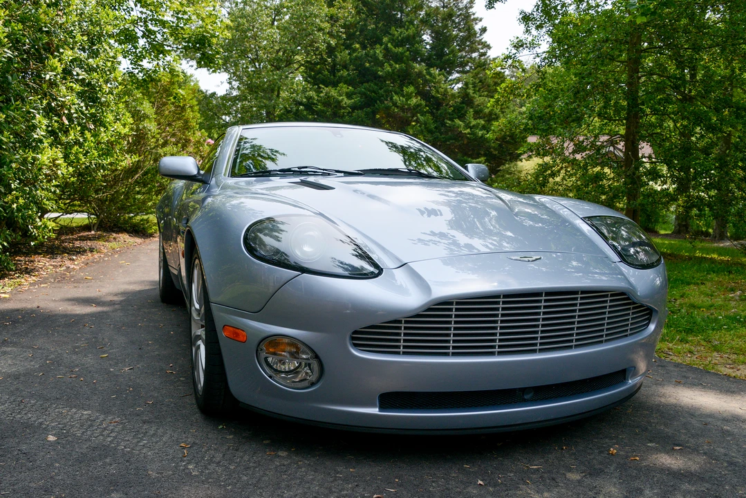 2003 Aston Martin Vanquish 1st Gen - Image 6 of 31