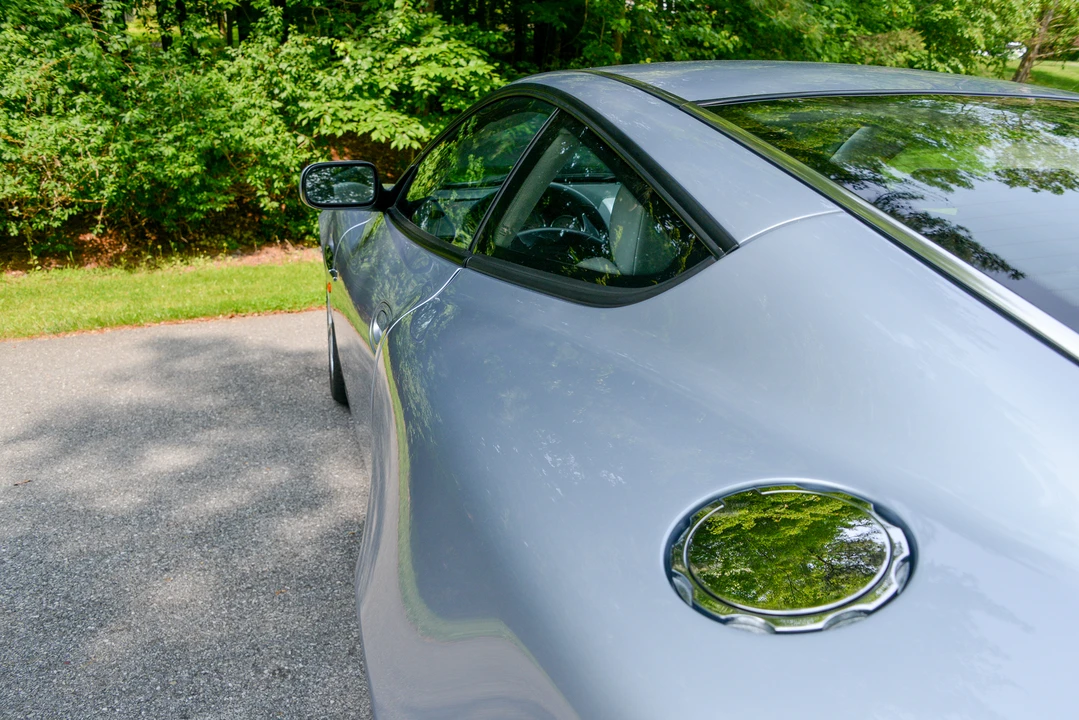 2003 Aston Martin Vanquish 1st Gen - Image 26 of 31