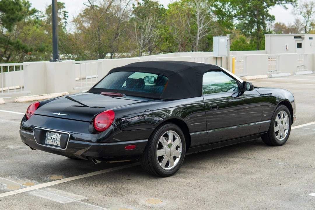 2003 Ford Thunderbird 11th Gen - Image 2 of 7