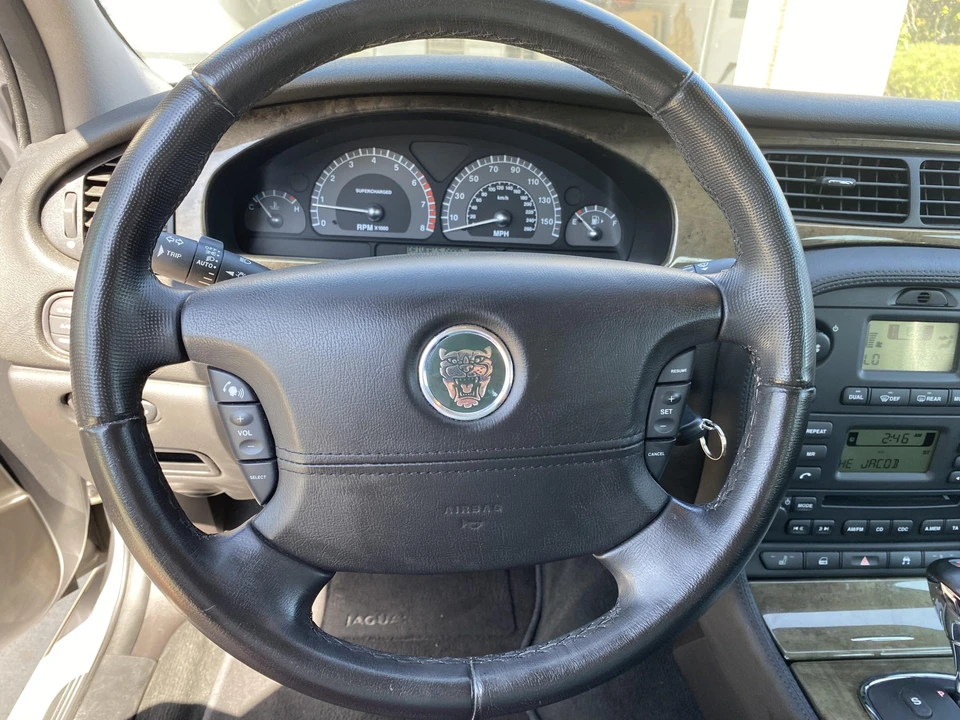 2003 Jaguar S-Type 2nd Gen - Image 24 of 31
