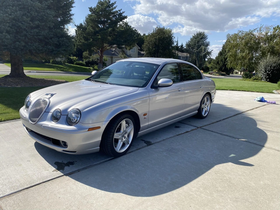 2003 Jaguar S-Type 2nd Gen - Image 2 of 31