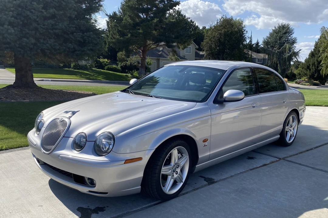 2003 Jaguar S-Type 2nd Gen - Image 1 of 31