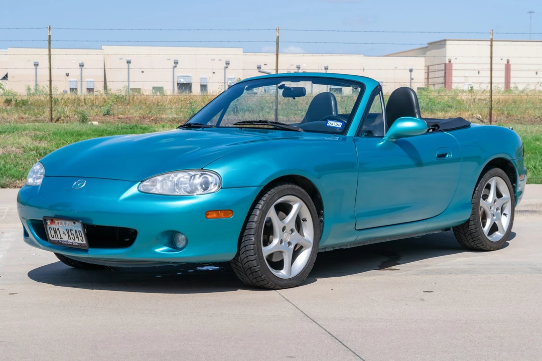 2003 Mazda NB MX-5 Miata - Image 2 of 31