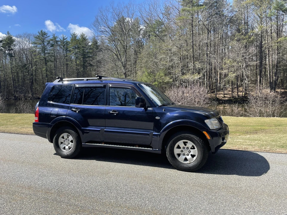 2003 Mitsubishi Pajero/Montero 3rd Gen - Image 16 of 31