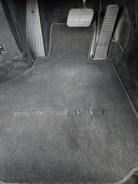 2003 Porsche 996 Carrera 4 - Image 29 of 31