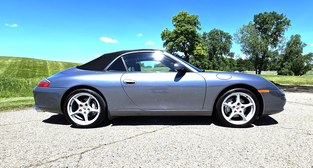 2003 Porsche 996 Carrera 4 - Image 13 of 31