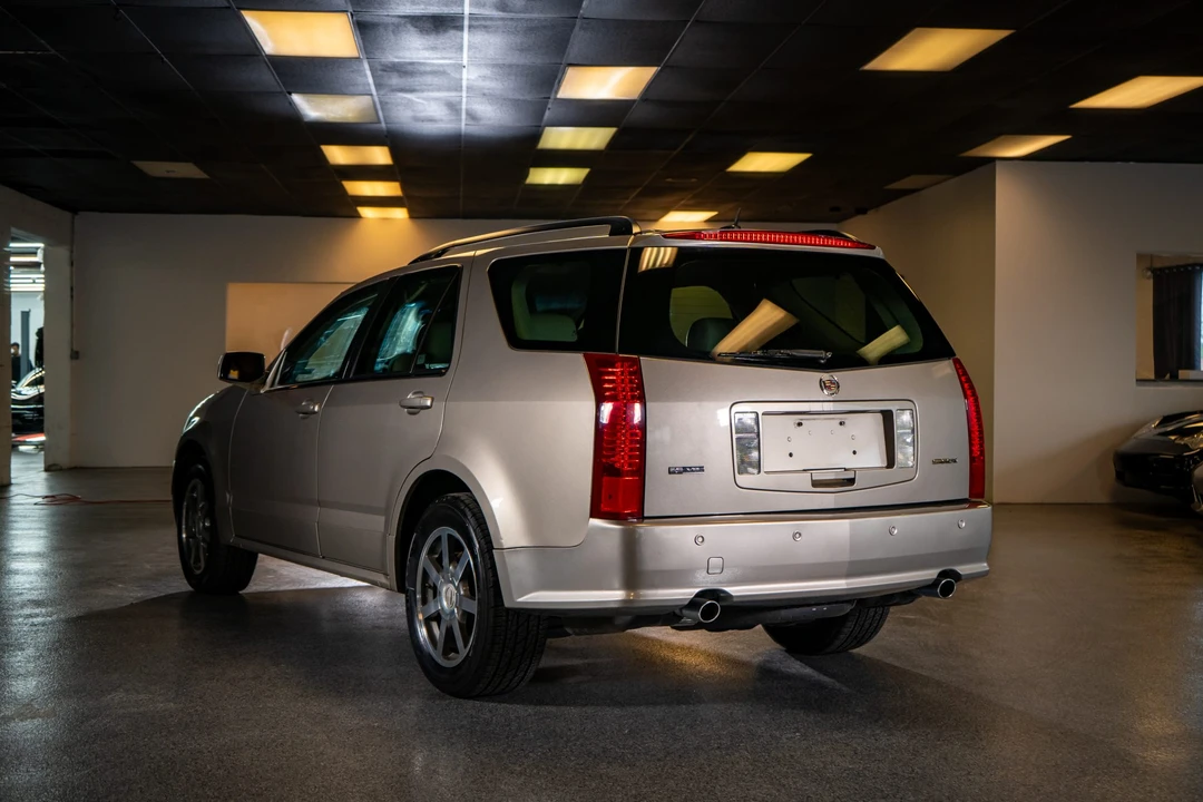 2004 Cadillac SRX - Image 18 of 31