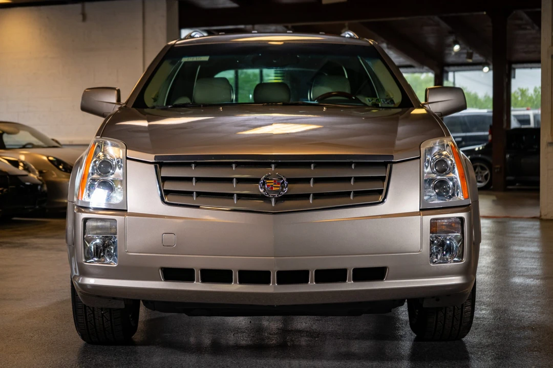 2004 Cadillac SRX - Image 7 of 31