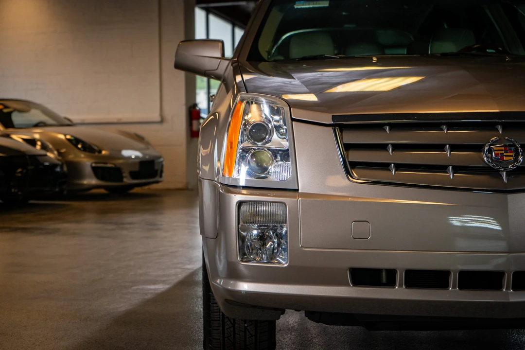 2004 Cadillac SRX - Image 30 of 31