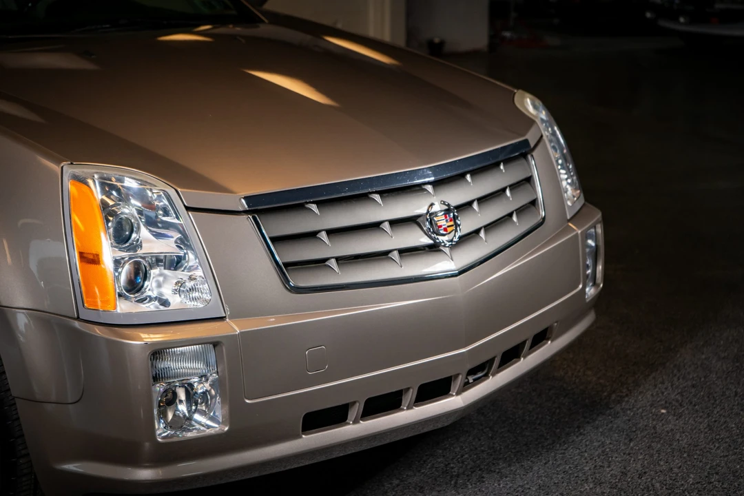 2004 Cadillac SRX - Image 27 of 31