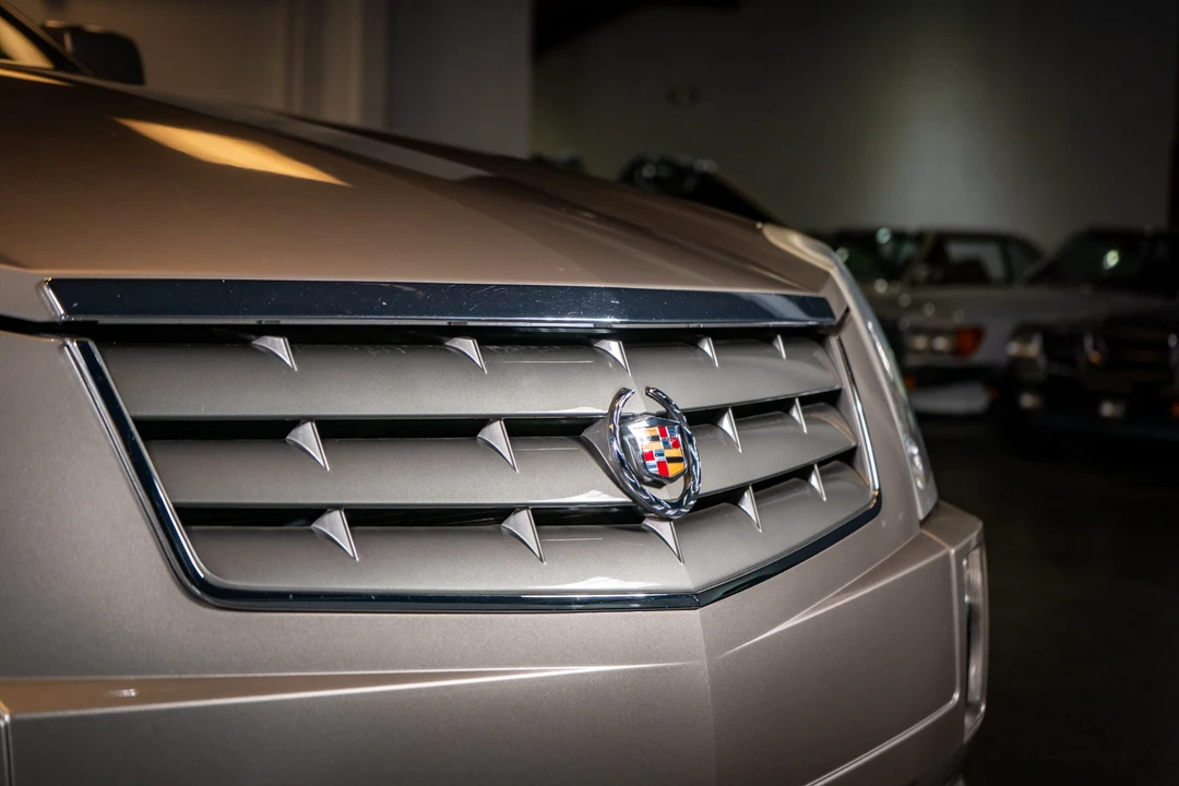 2004 Cadillac SRX - Image 23 of 31