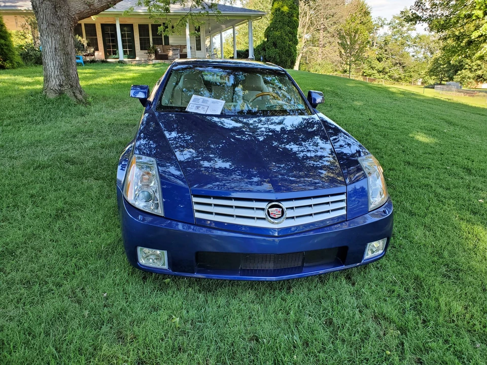 2004 Cadillac XLR - Image 29 of 31