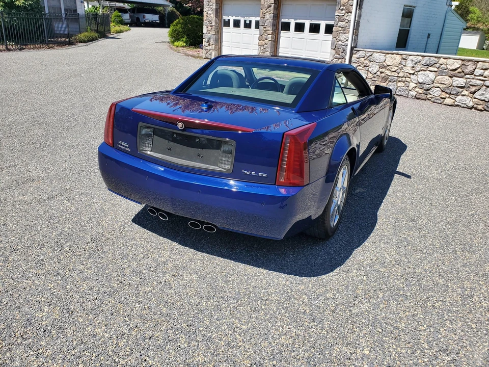 2004 Cadillac XLR - Image 5 of 31