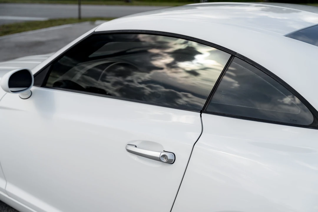 2004 Chrysler Crossfire - Image 15 of 31