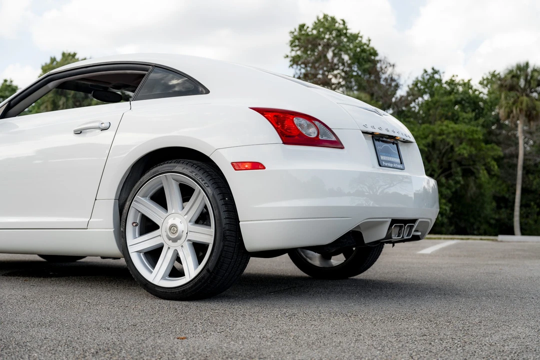 2004 Chrysler Crossfire - Image 17 of 31