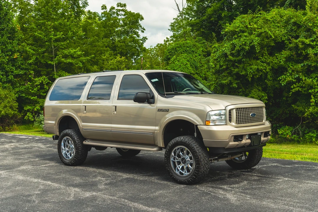 2004 Ford Excursion - Image 27 of 31