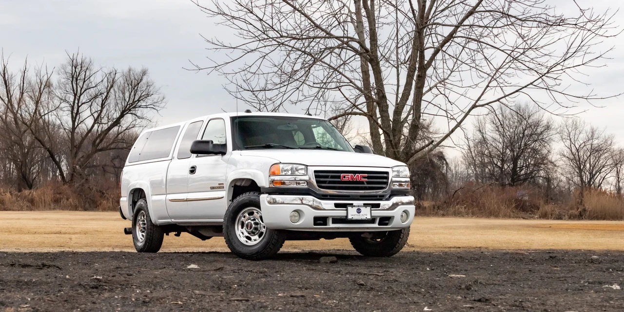 2004 GMC Sierra Heavy Duty 2nd Gen - Image 4 of 31