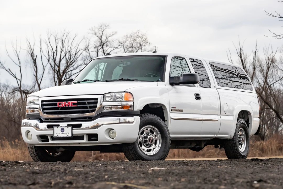 2004 GMC Sierra Heavy Duty 2nd Gen - Image 6 of 31