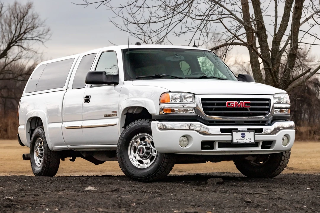 2004 GMC Sierra Heavy Duty 2nd Gen - Image 17 of 31