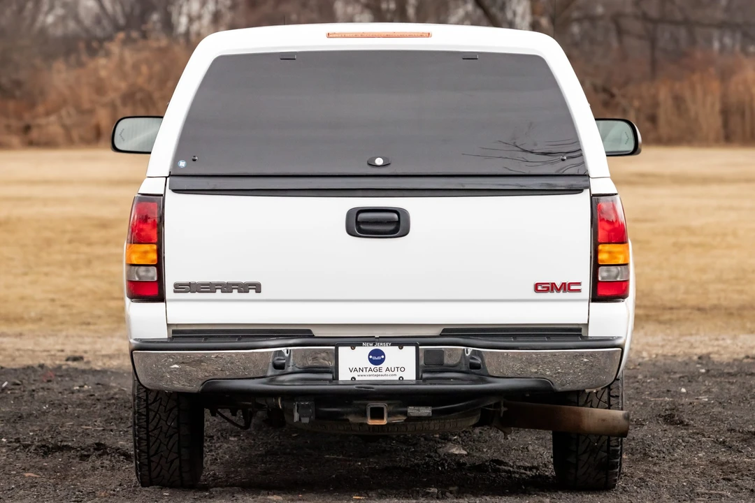 2004 GMC Sierra Heavy Duty 2nd Gen - Image 11 of 31