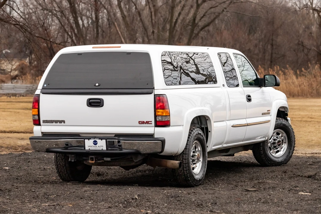 2004 GMC Sierra Heavy Duty 2nd Gen - Image 14 of 31