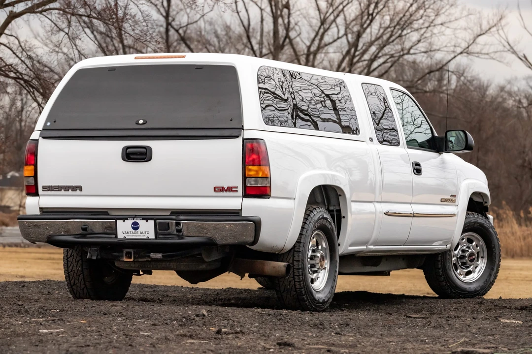 2004 GMC Sierra Heavy Duty 2nd Gen - Image 13 of 31