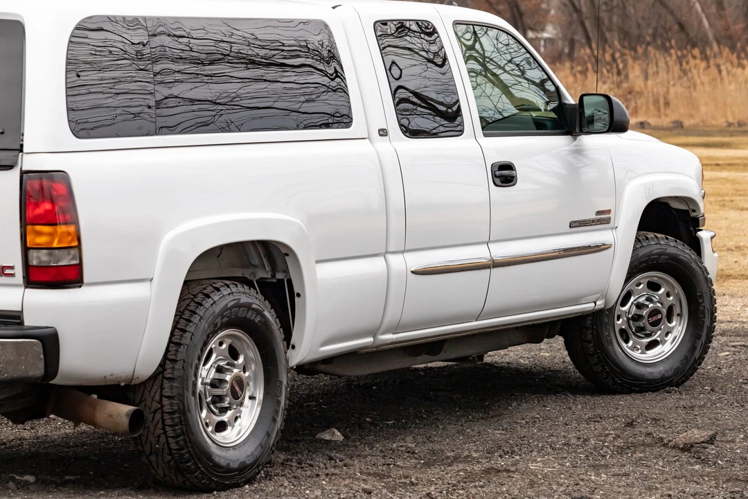2004 GMC Sierra Heavy Duty 2nd Gen - Image 29 of 31