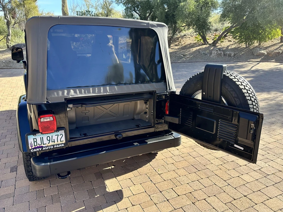 2004 Jeep TJ Wrangler - Image 27 of 31