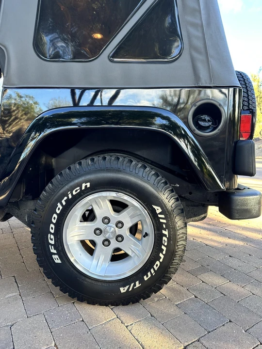 2004 Jeep TJ Wrangler - Image 23 of 31