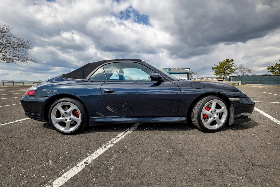 2004 Porsche 996 Carrera 4S - Image 23 of 31