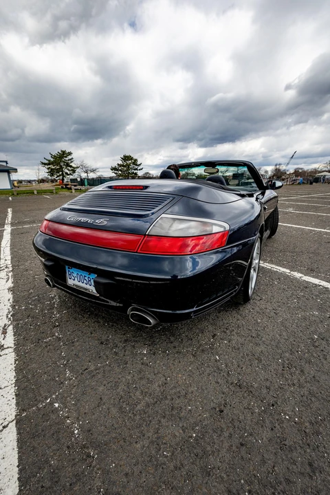 2004 Porsche 996 Carrera 4S - Image 10 of 31