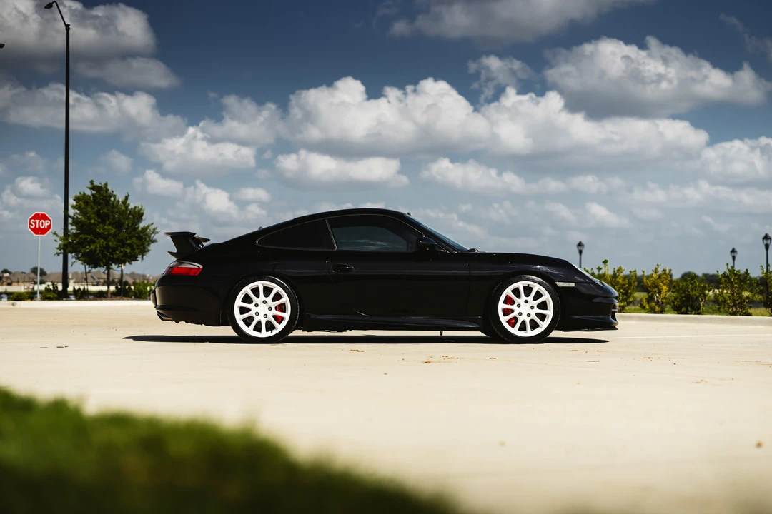 2004 Porsche 996 GT3 - Image 11 of 31