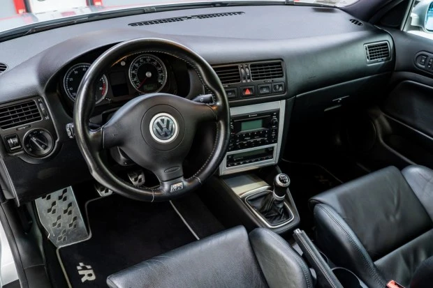 2004 Volkswagen R32 Mk4 - Image 5 of 7