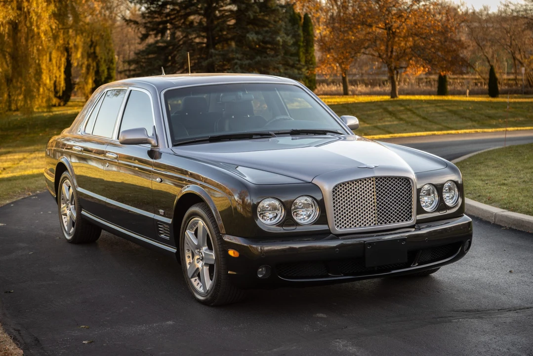 2005 Bentley Arnage T - Image 2 of 31