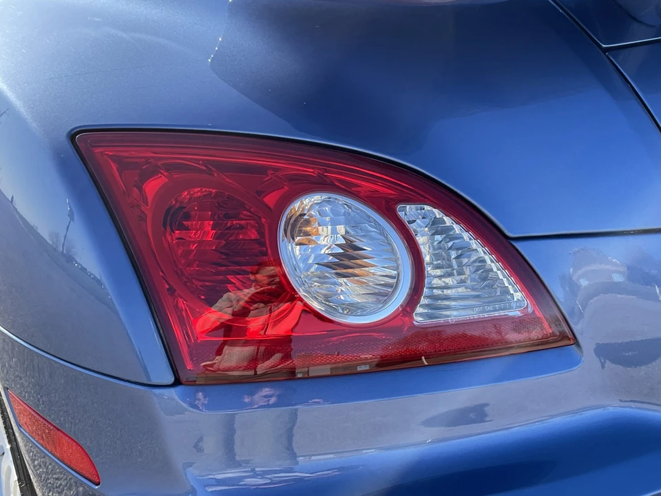 2005 Chrysler Crossfire - Image 28 of 31