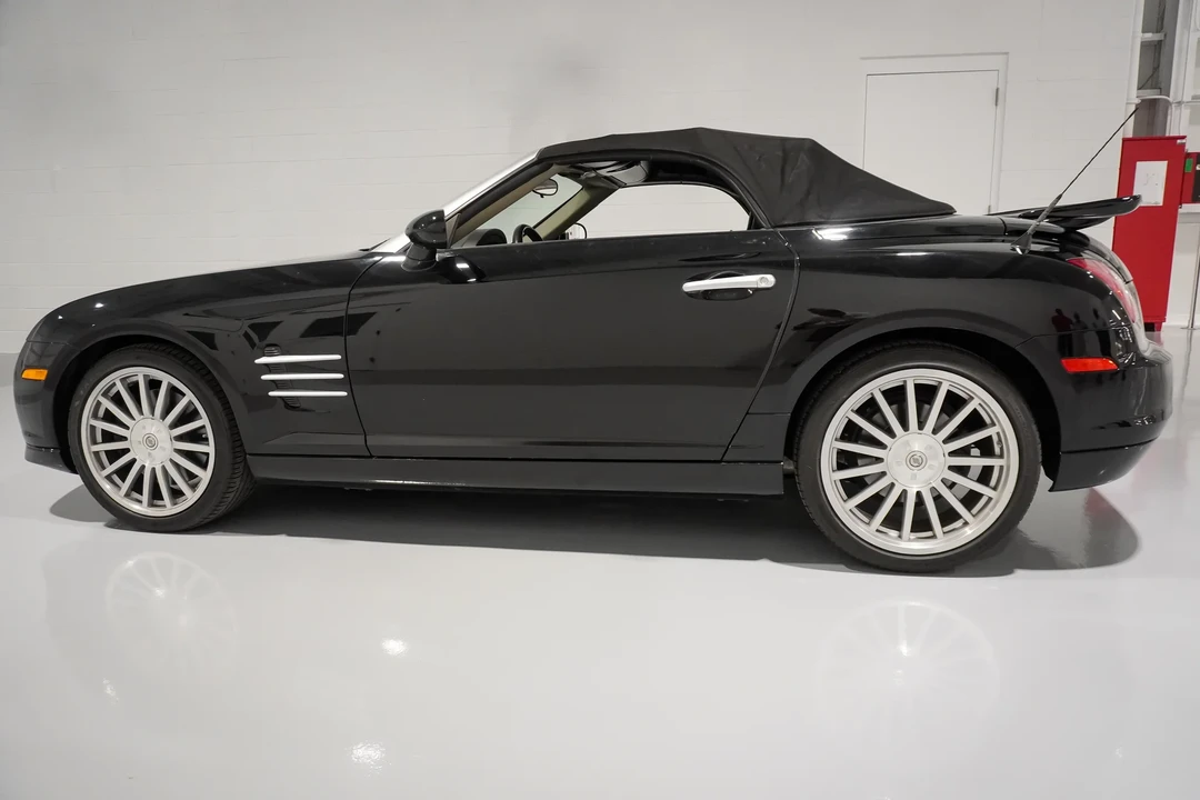 2005 Chrysler Crossfire - Image 3 of 6