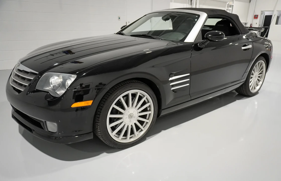2005 Chrysler Crossfire - Image 2 of 6