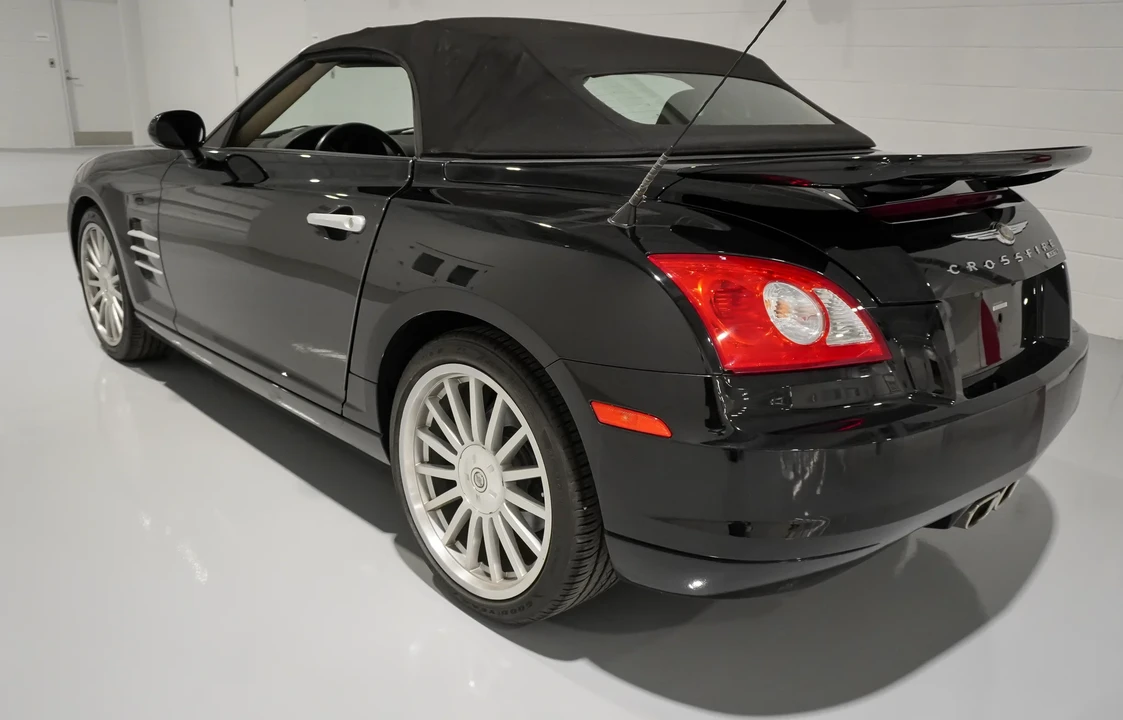 2005 Chrysler Crossfire - Image 5 of 6