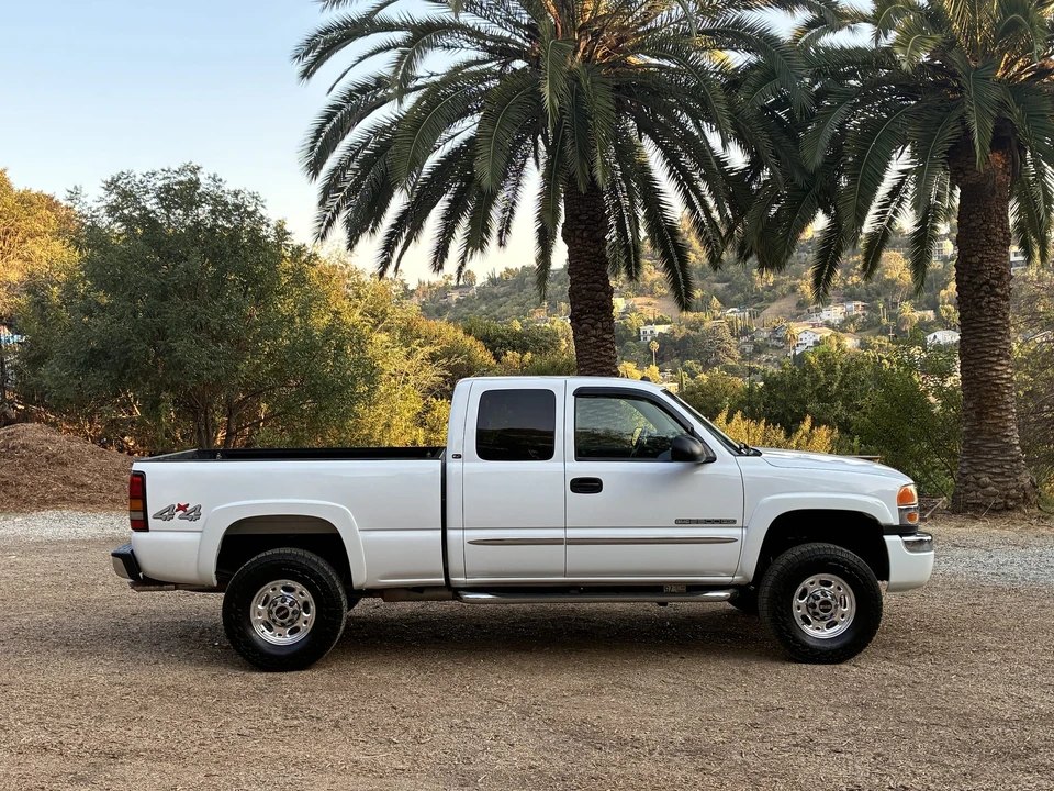 2005 GMC Sierra Heavy Duty 2nd Gen - Image 20 of 31