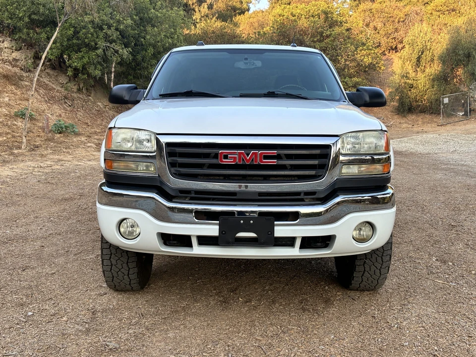 2005 GMC Sierra Heavy Duty 2nd Gen - Image 26 of 31