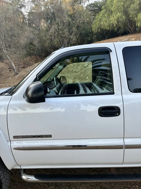 2005 GMC Sierra Heavy Duty 2nd Gen - Image 29 of 31