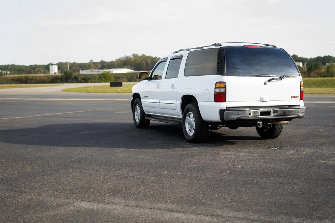 2005 GMC Yukon 2nd Gen - Image 20 of 31