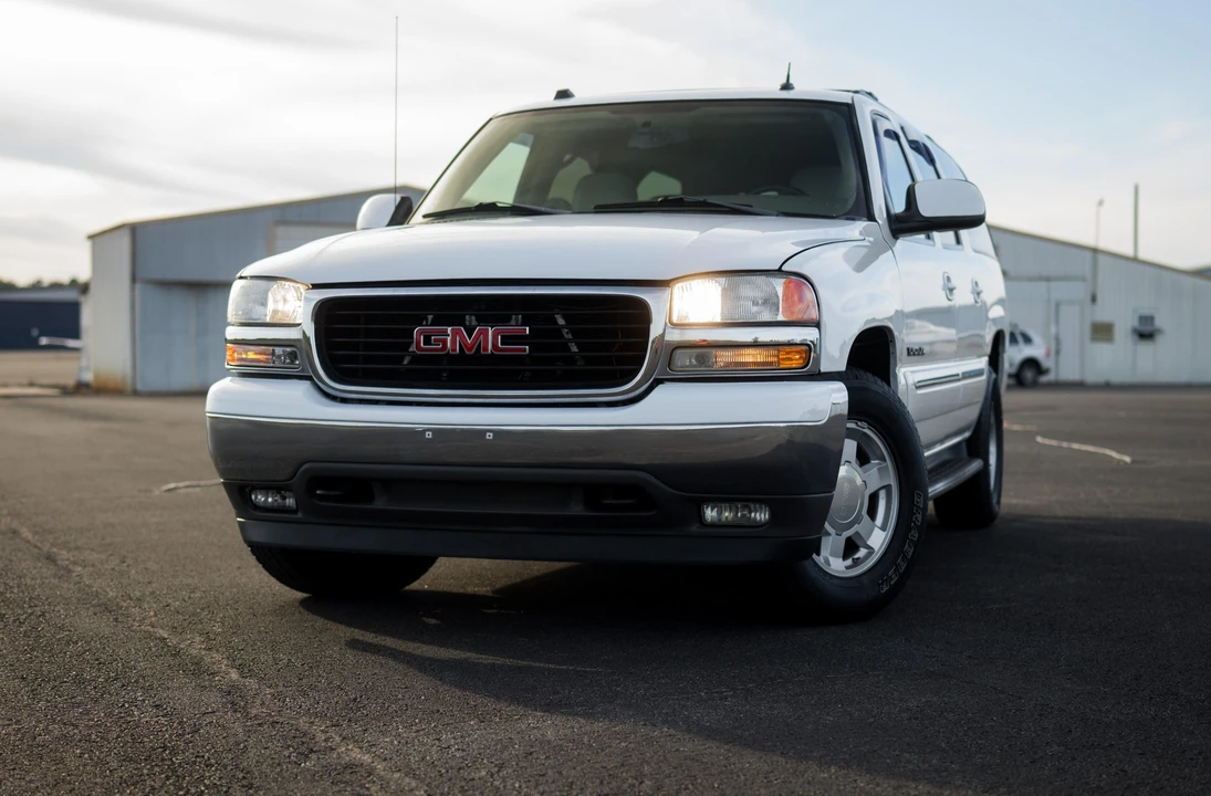 2005 GMC Yukon 2nd Gen - Image 5 of 31