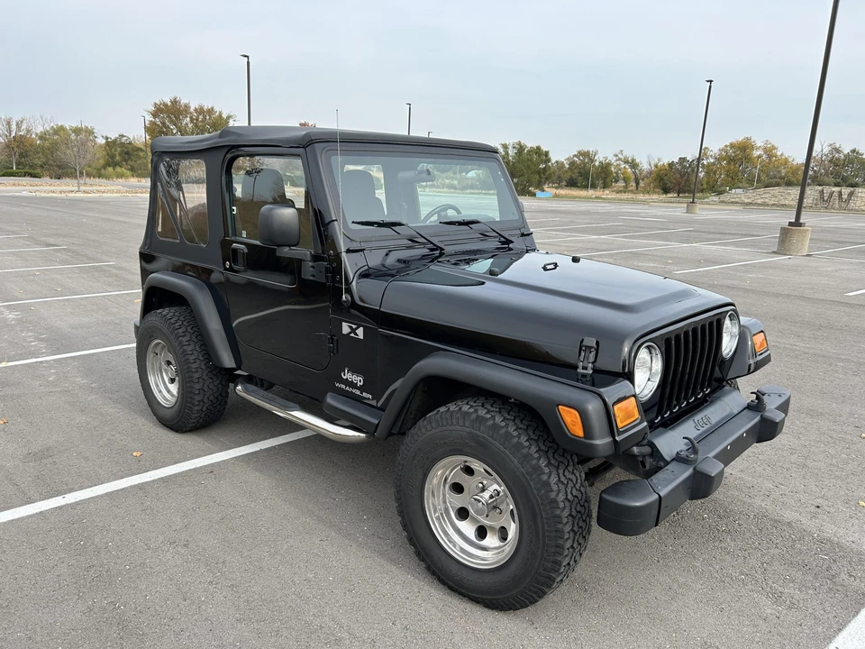 2005 Jeep TJ Wrangler - Image 2 of 31