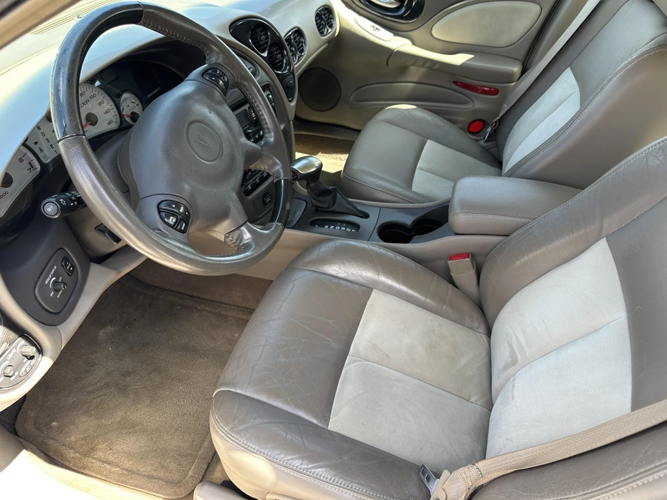 2005 Pontiac Bonneville 5th+ Gen - Image 30 of 31