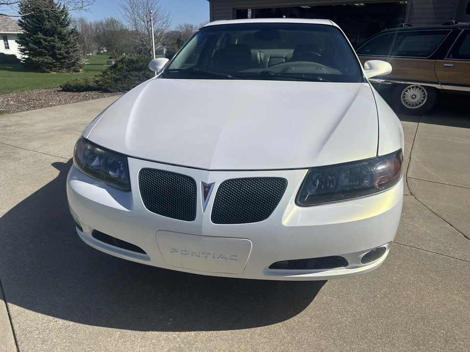 2005 Pontiac Bonneville 5th+ Gen - Image 13 of 31
