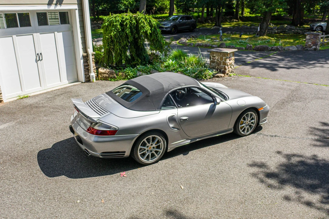2005 Porsche 996 Turbo - Image 28 of 31