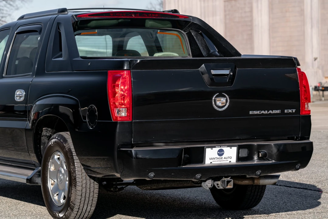 2006 Cadillac Escalade & EXT 2nd Gen - Image 16 of 31