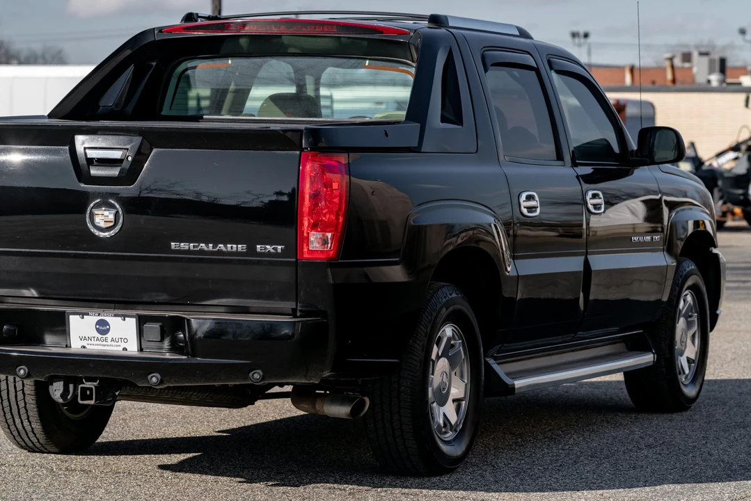 2006 Cadillac Escalade & EXT 2nd Gen - Image 18 of 31