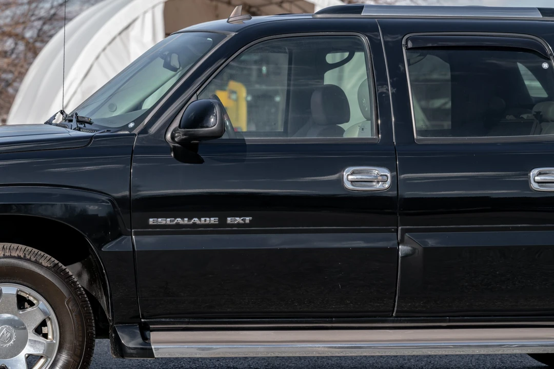2006 Cadillac Escalade & EXT 2nd Gen - Image 29 of 31